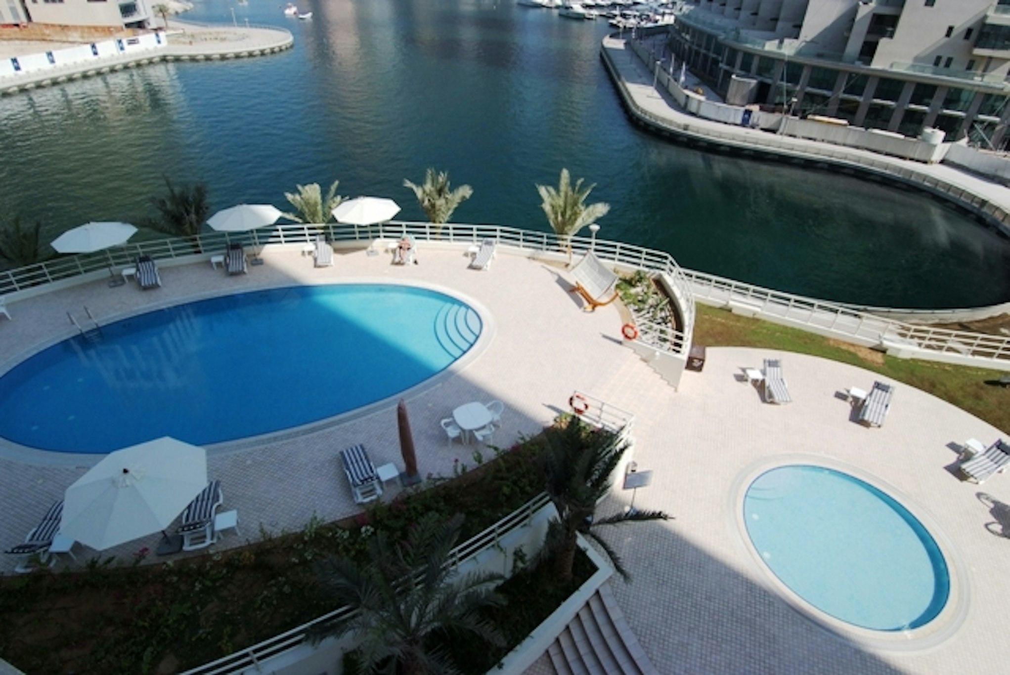 MARINA HOTEL APARTMENTS 30/31