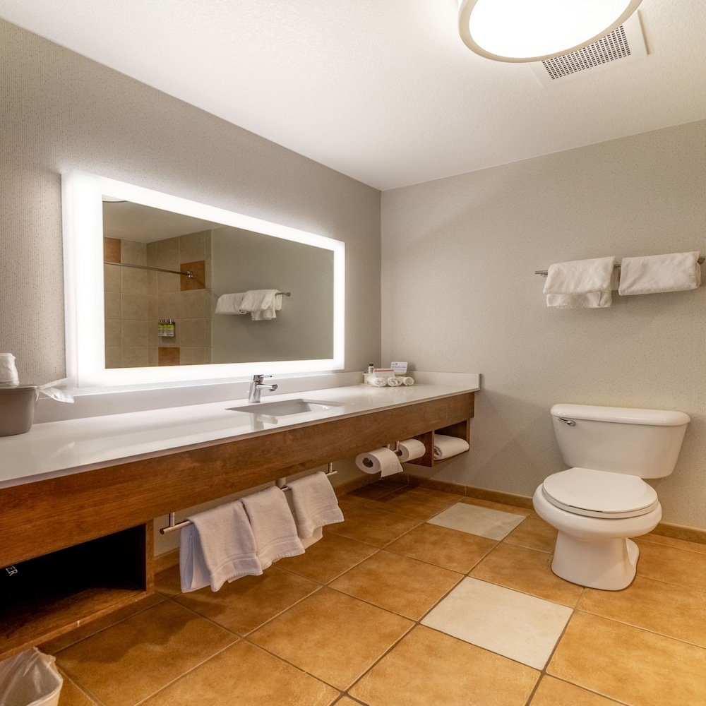 Holiday Inn Express Hotel And Suites Limon I 70 Ex 359 10/75