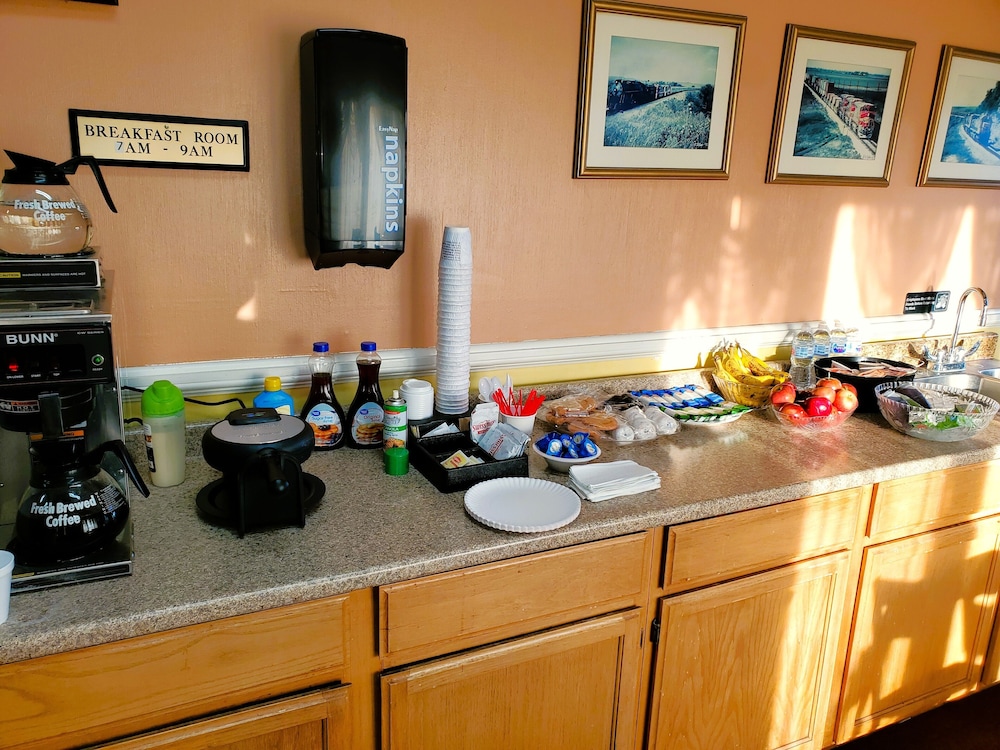 Americas Best Value Inn Arkansas City 15/28
