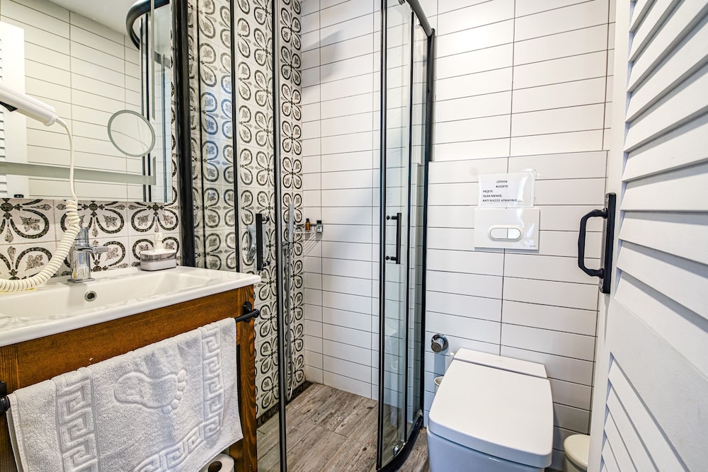 Nirvana Otel Bozcaada 48/50