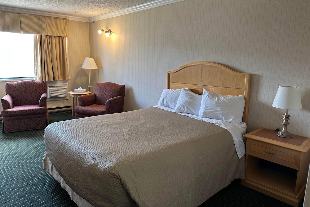 Travelodge by Wyndham Chetwynd 18/42