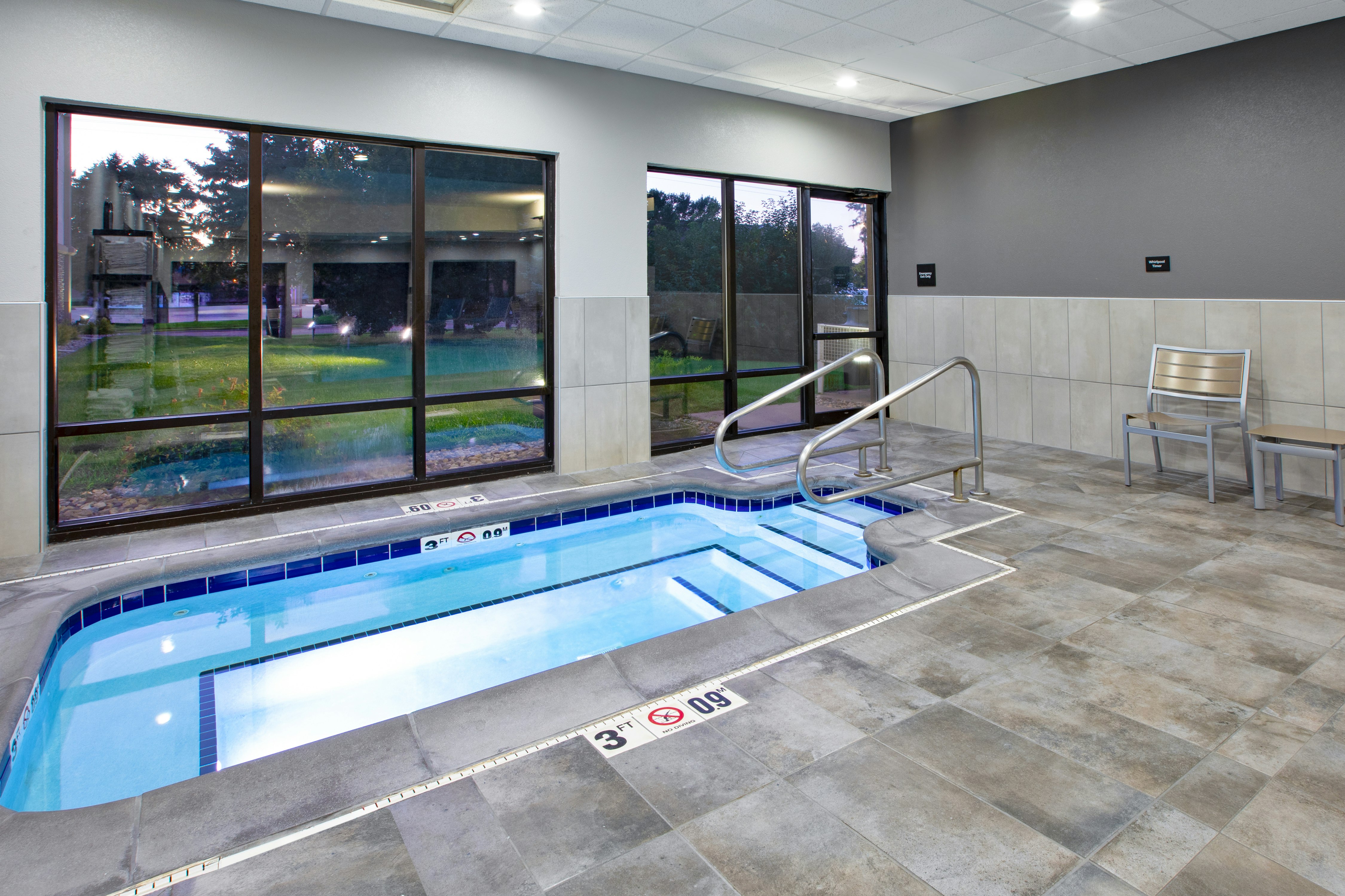 Hampton Inn Sioux Falls 25/52