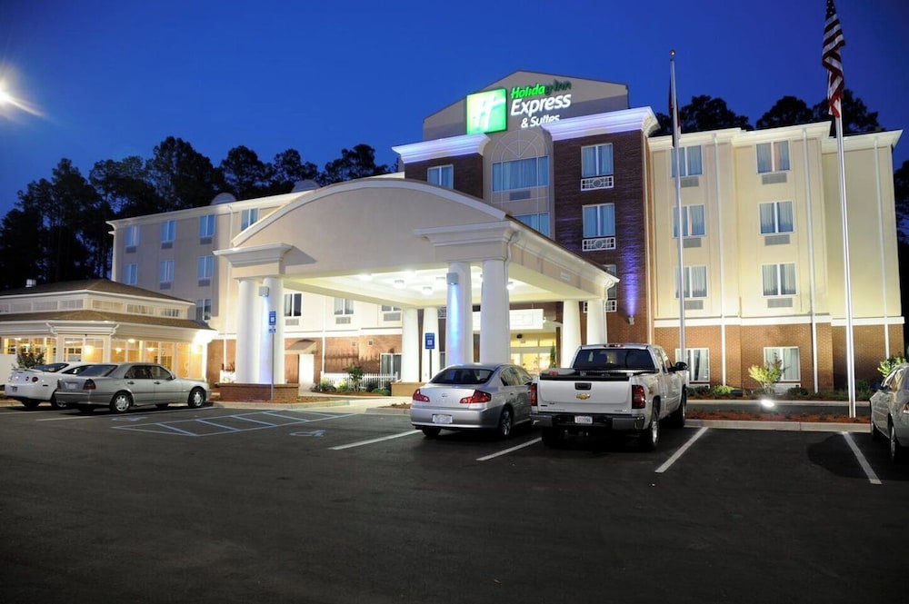 Holiday Inn Express Hotel Suites Bainbridge 52/53
