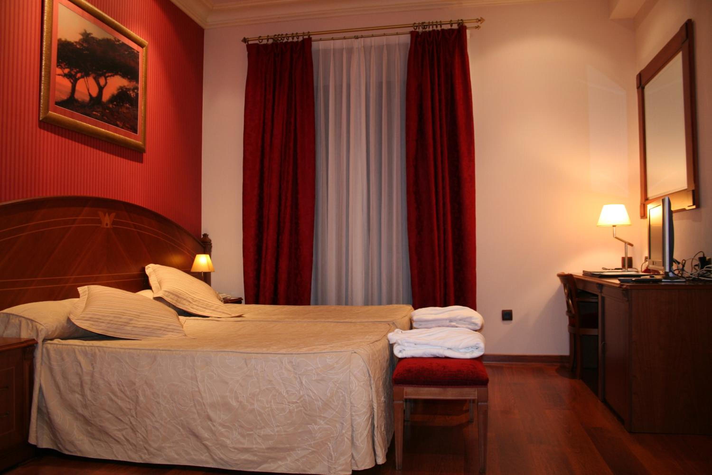 غرفة بسرير مزدوج، Hotel Palacio De La Magdalena 6/10