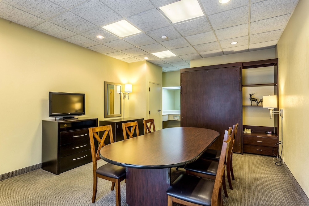 Quality Inn Union City US 51 39/53