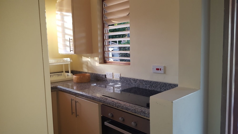 Ocho Rios Cinnamon Villas 12/13