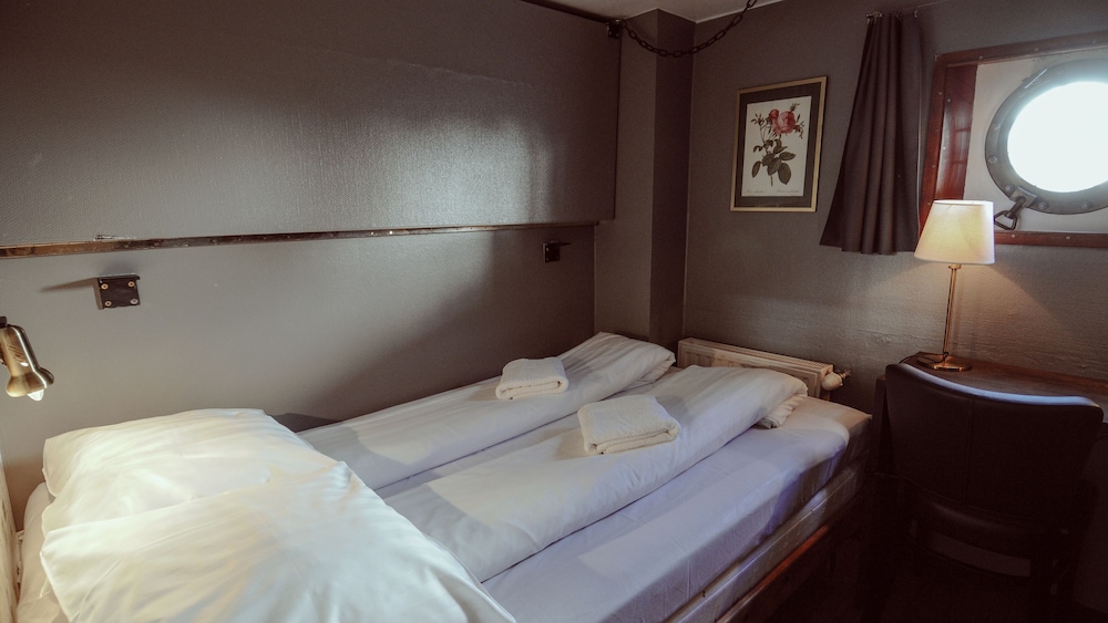 Rygerfjord Hostel 37/65