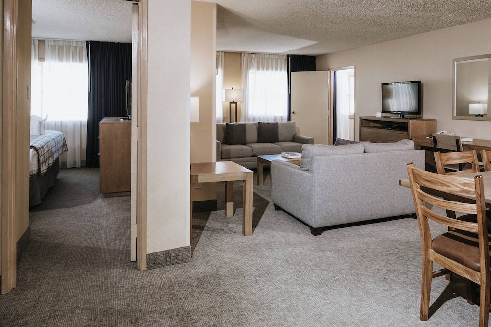 Mammoth Mountain Inn 48/78