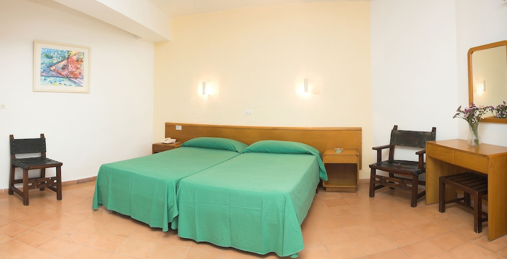 Hotel Figueretes 15/59