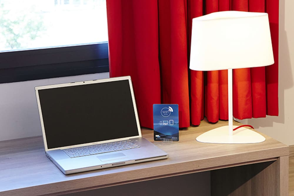 ibis Lyon Meyzieu 40/50