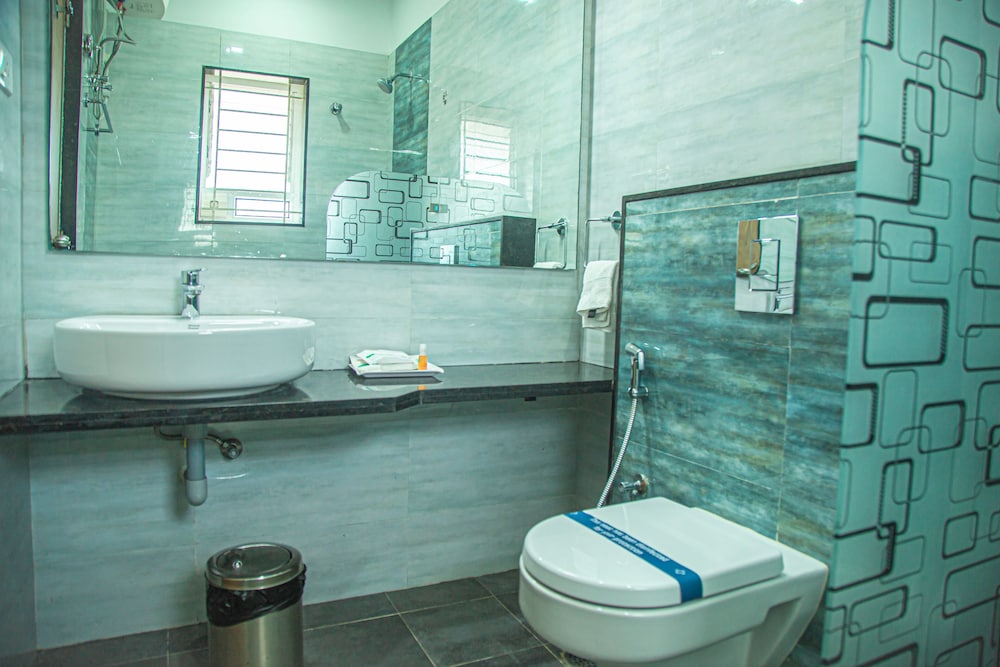 The Avenue Suites 47/49