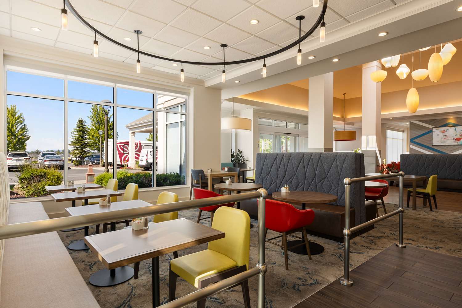 restaurant cafeteria