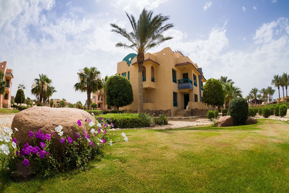 Green Sudr Resort 56/60
