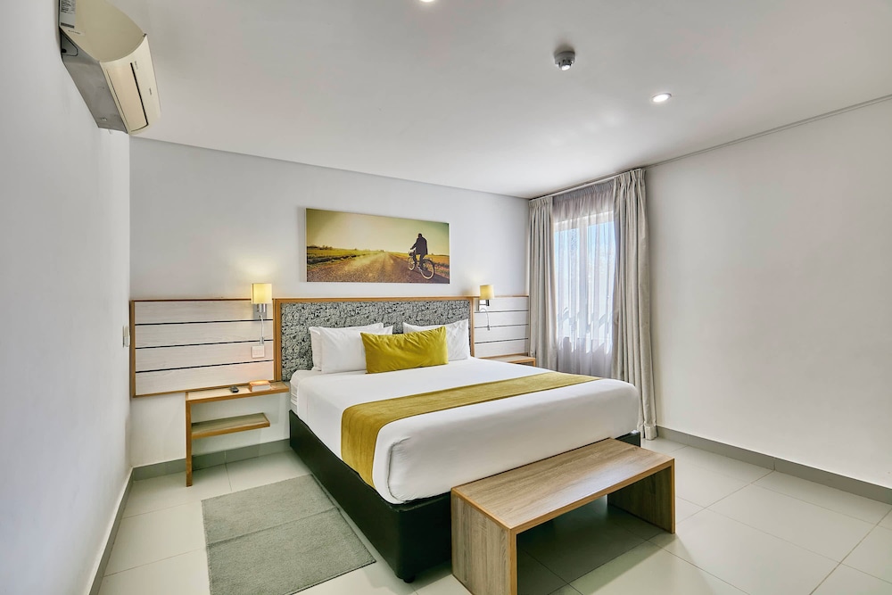 STANDARD, DOUBLE OR TWIN BED