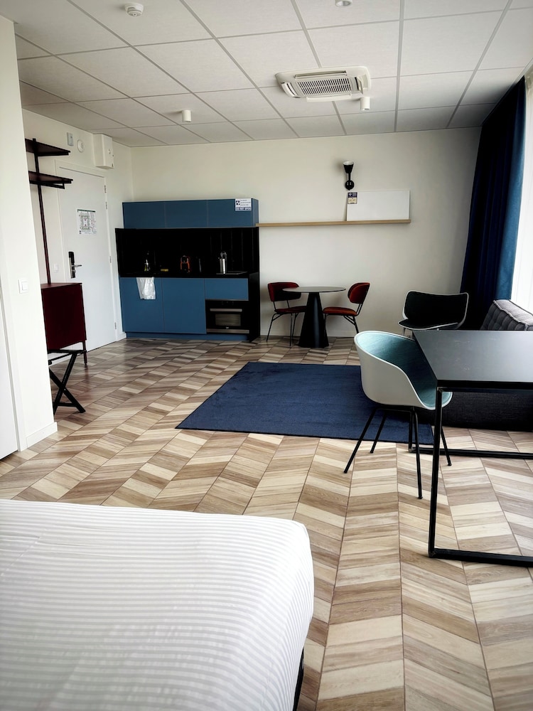 ROXI Residence Brussels 10/17