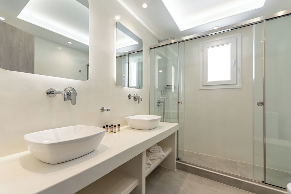 Villa Margarita 3 Bedroom Villa with Private Pool and Sea View 50/53