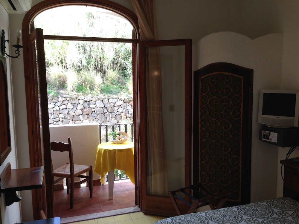 Hotel Carasco 63/71