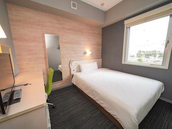 Semi Room, Double Bed