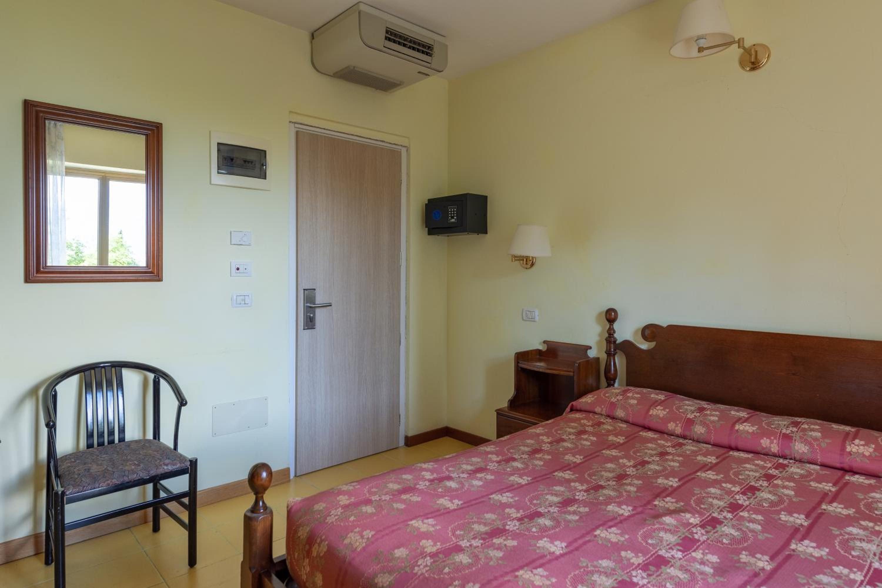 غرفة أساسية بسريرين منفصلين، La Limonaia Hotel & Residence 2/7