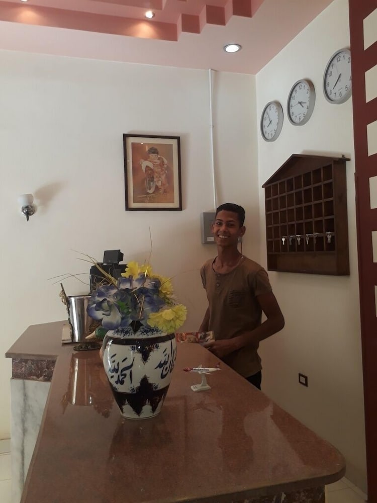 Alhambra Hotel 32/50