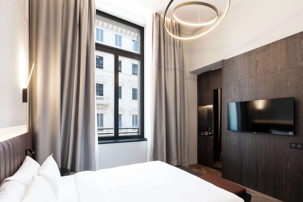 Radisson Collection Hotel, Palazzo Touring Club Milan 29/73
