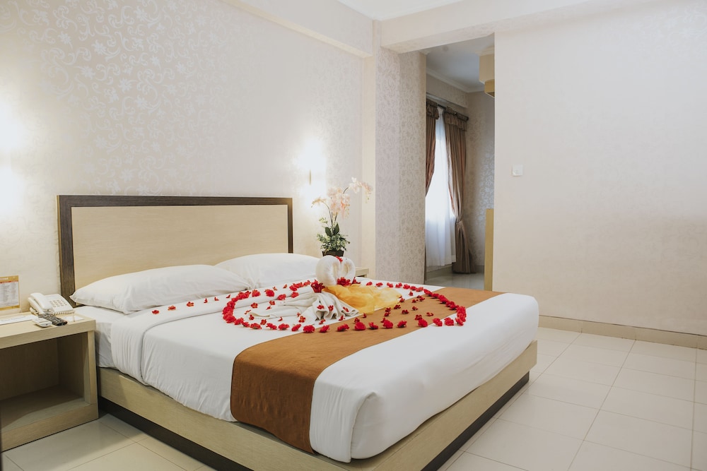 MaxOne Hotel Dumai 11/55