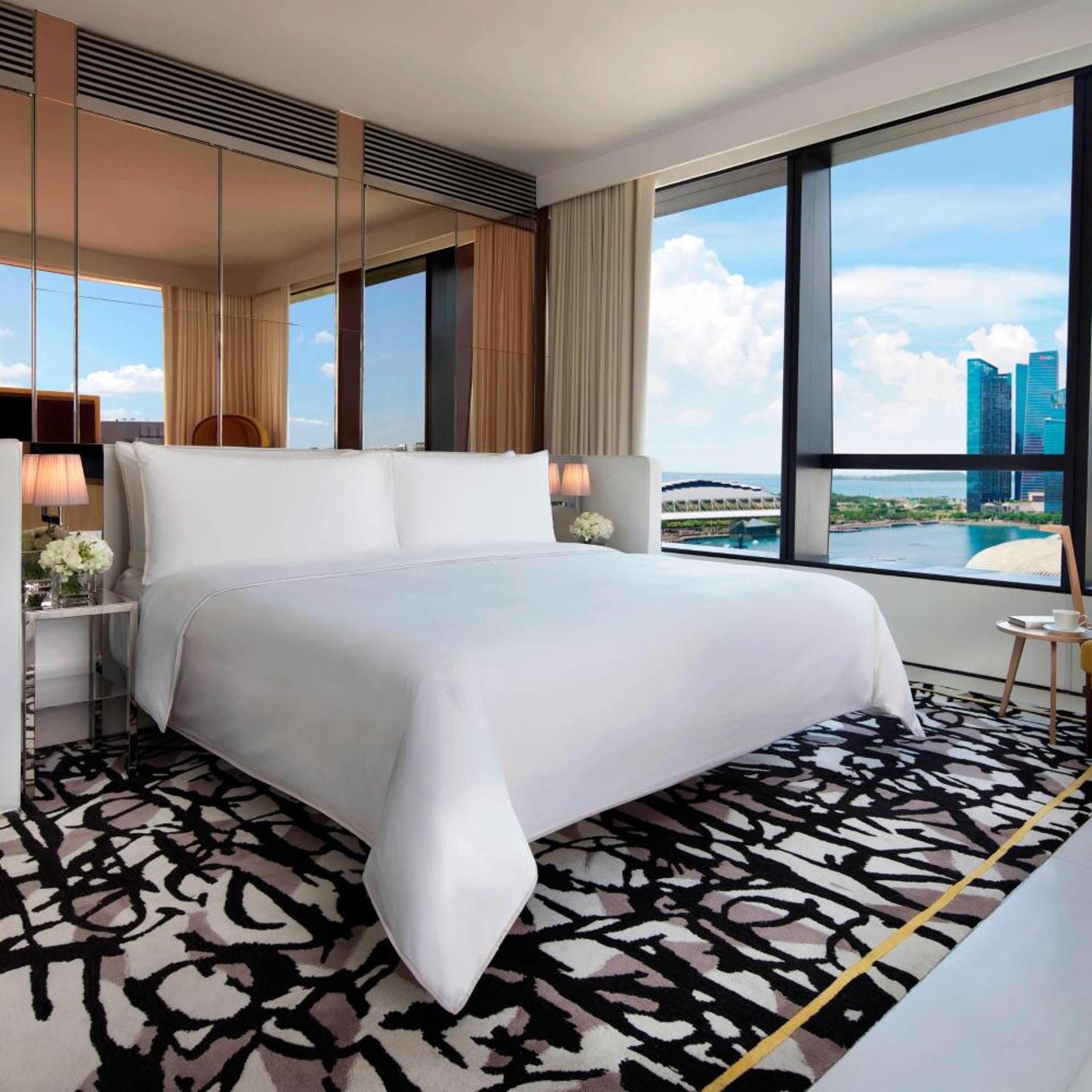 Marina Bay, Premier, Suite, King Bed, Executive Lounge Access
