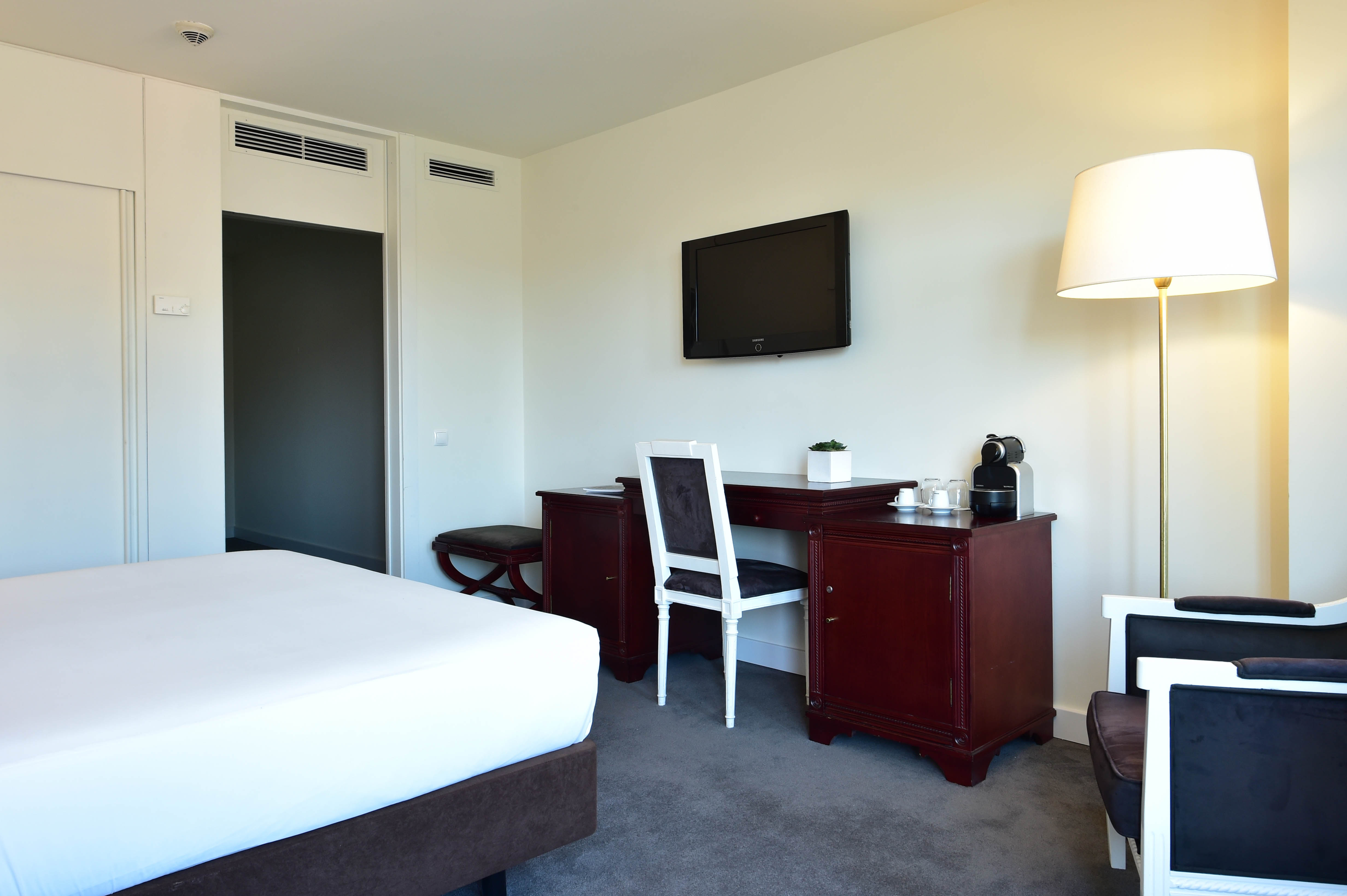 Hotel Tivoli Coimbra 42/50