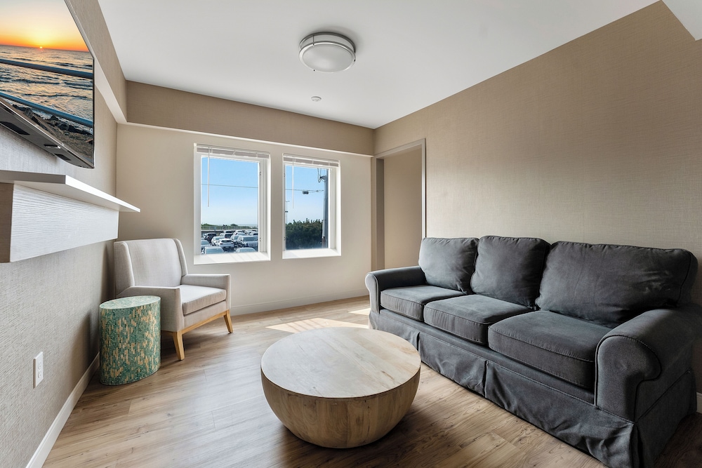 Oceanic Hotel 23/50