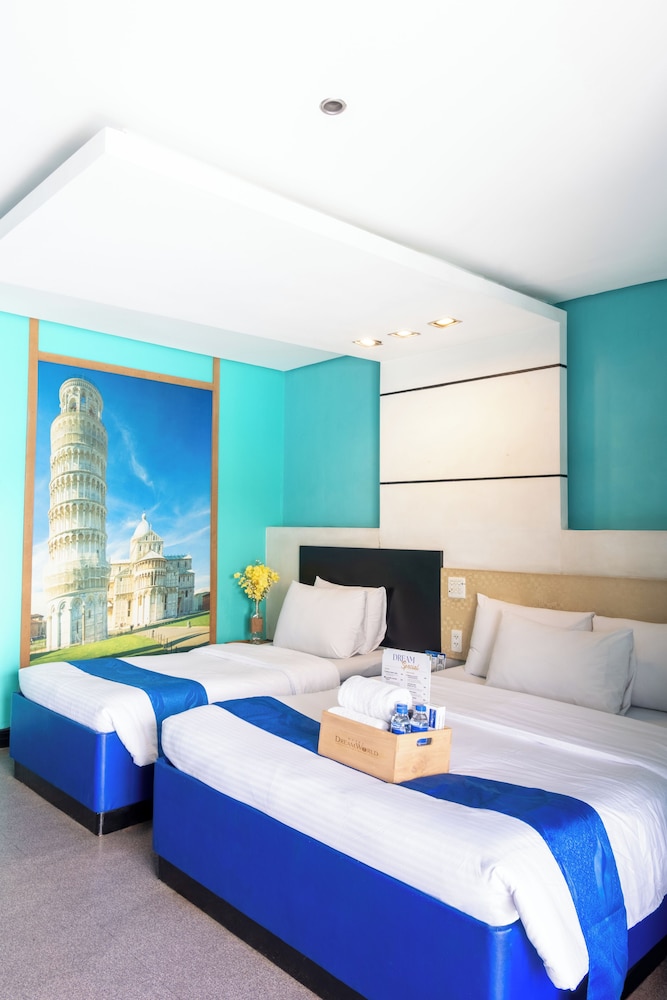 Hotel Dream World 29/72