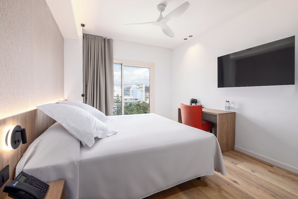 Ohtels Gran Hotel Almeria 15/50