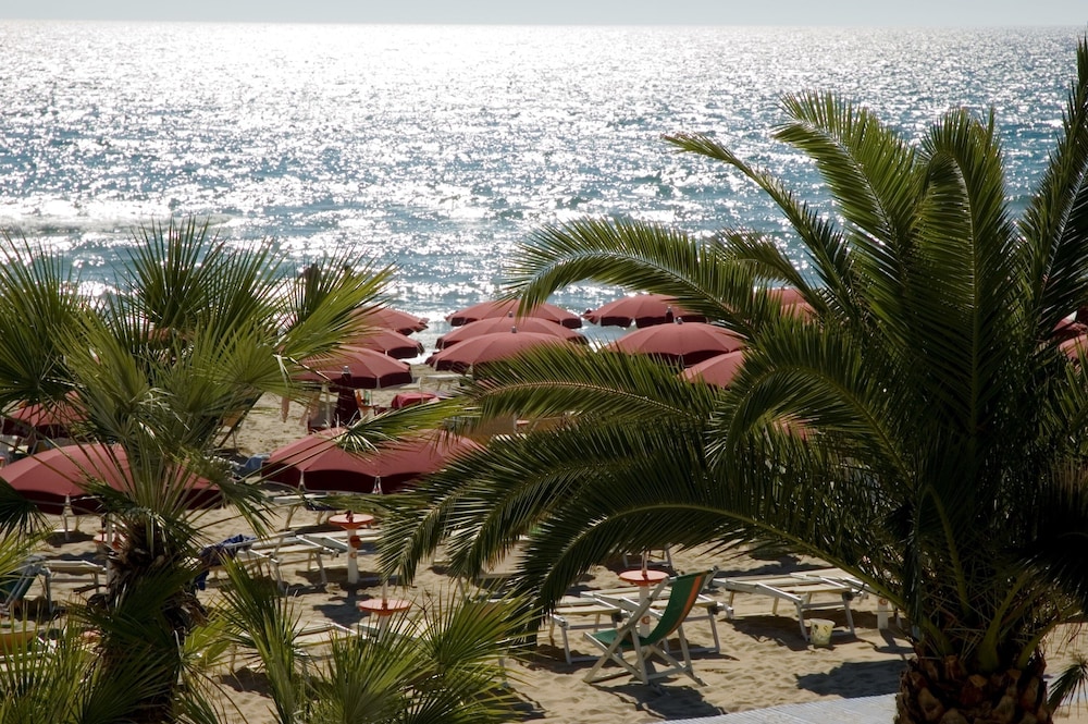 Grand Hotel La Playa 56/63