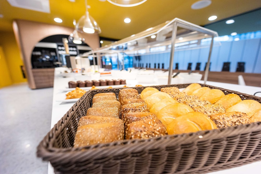 Prize by Radisson, Bonn City 14/50