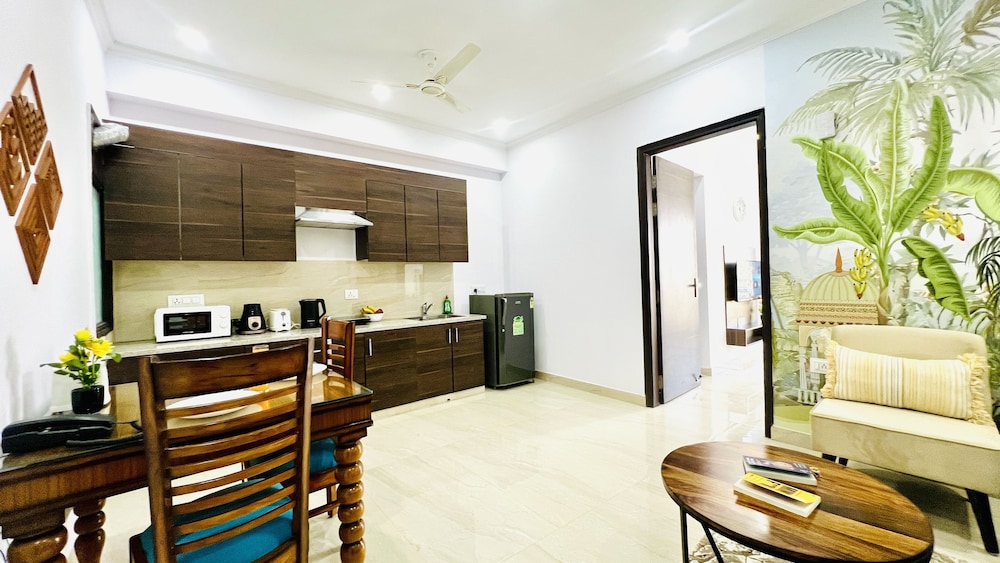 ZEN Suites Golf Course Road 12/50
