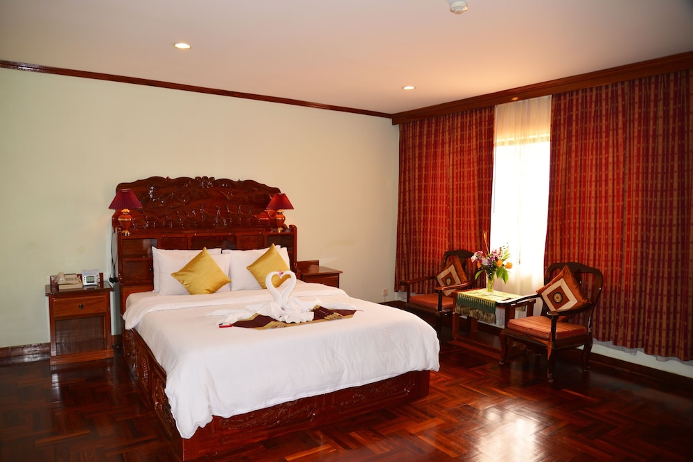ANGKOR HOTEL 19/36
