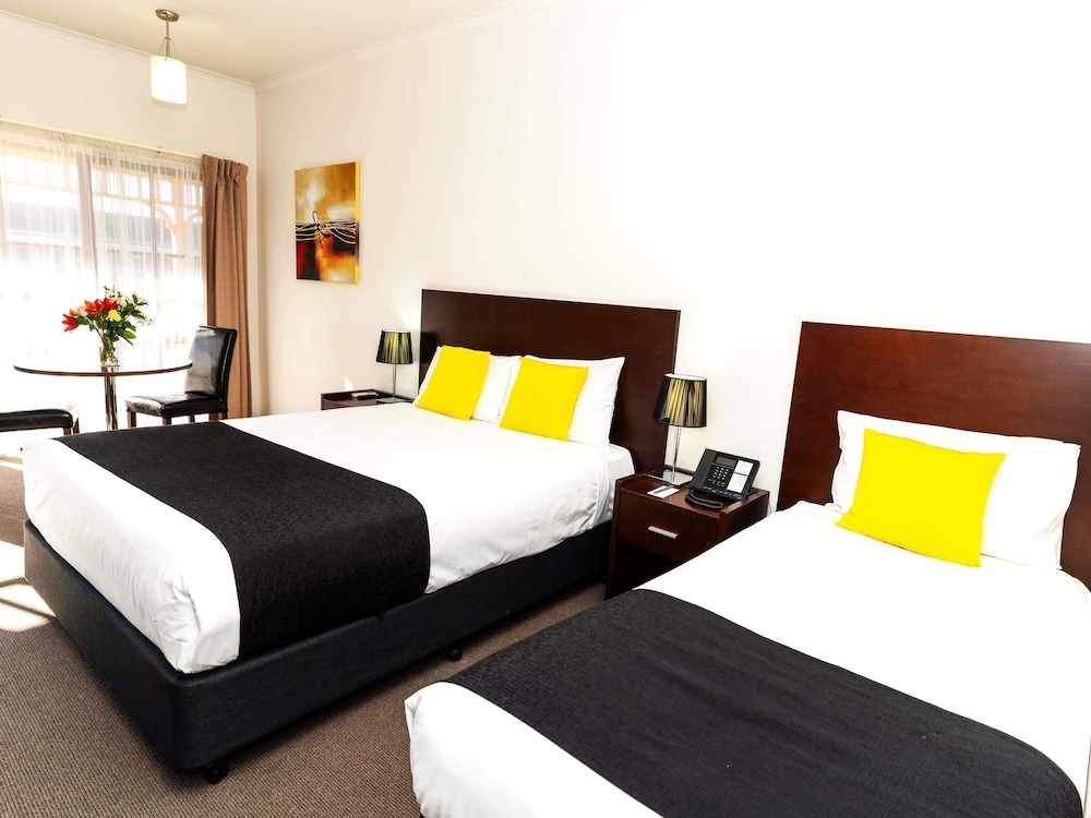 MERCURE PORT OF ECHUCA 31/60