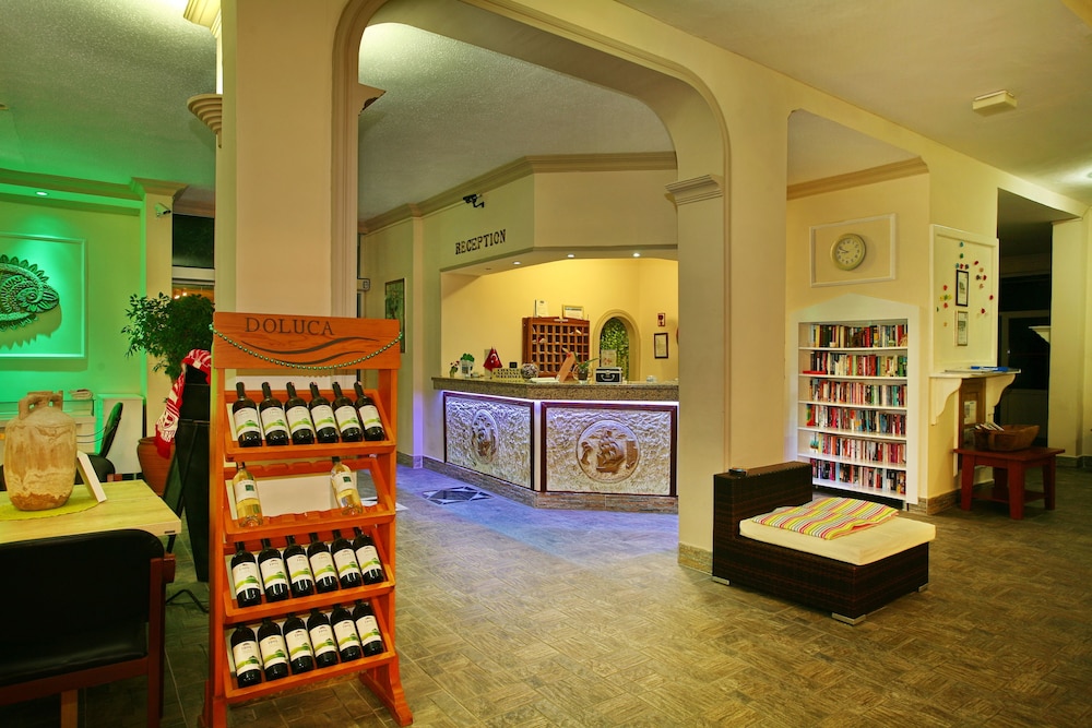 Bella Bravo Suite Hotel 8/49