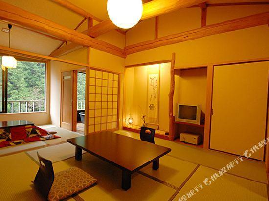 Shimogoten 18/33