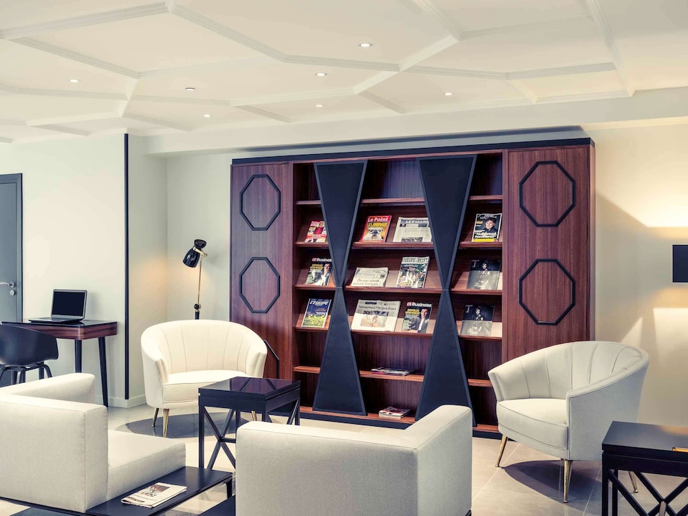 Mercure Paris Arc de Triomphe Wagram 33/46