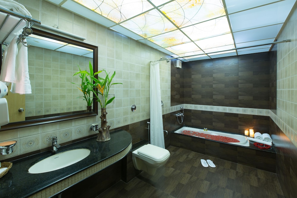 Fortune Resort Benaulim 30/65