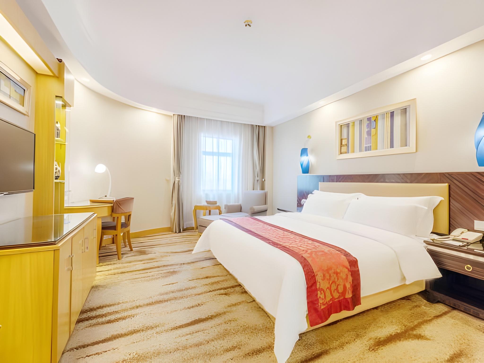 Boutique, King Bed, Queen Bed