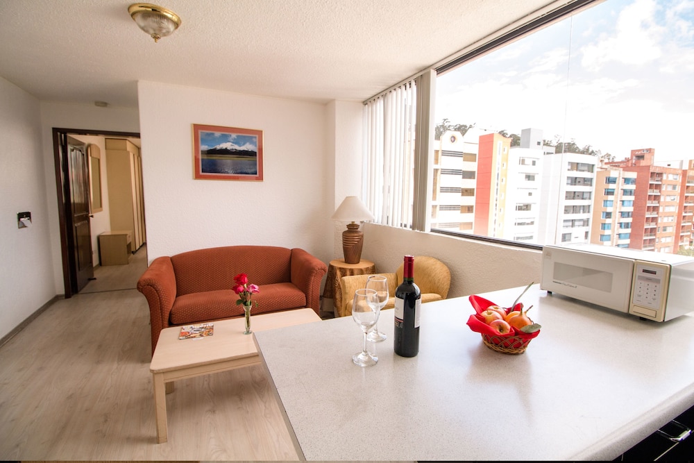 Stanford Suites 41/69