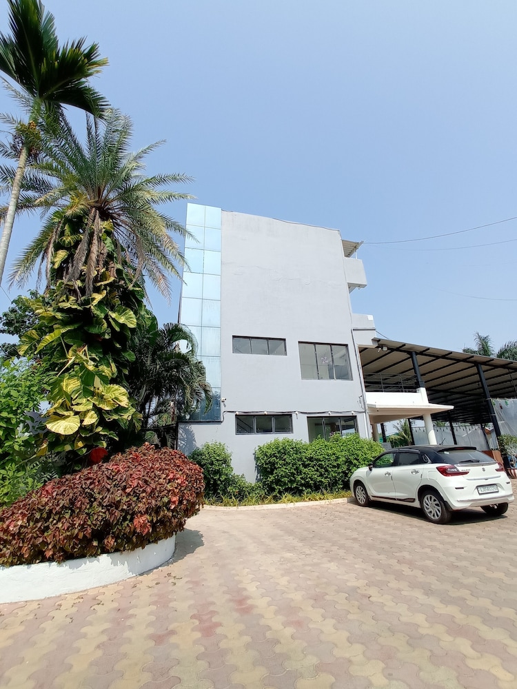 VITS Daman Devka Beach 34/47