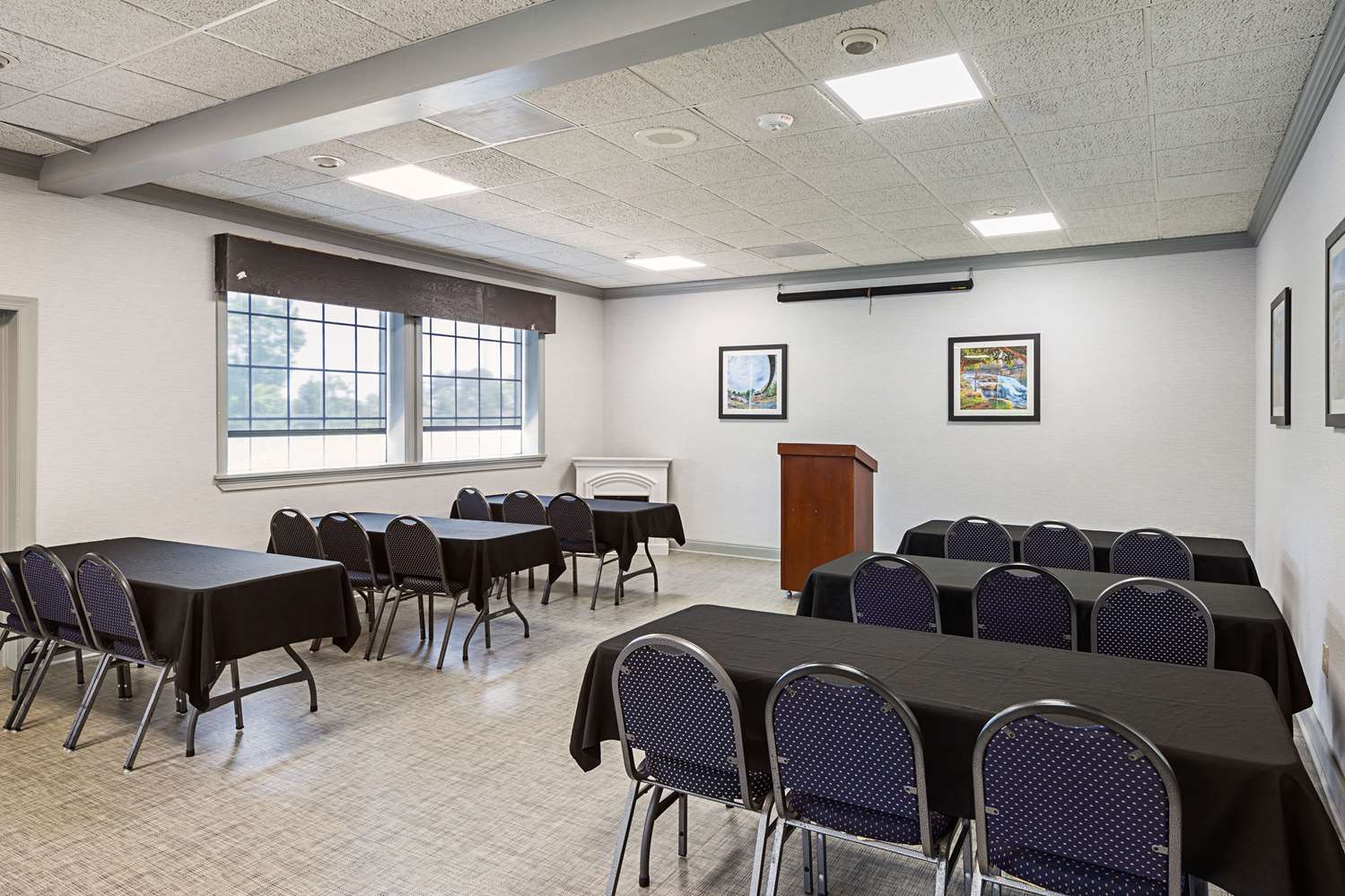 Quality Inn & Suites Greenville - Haywood Mall 19/28