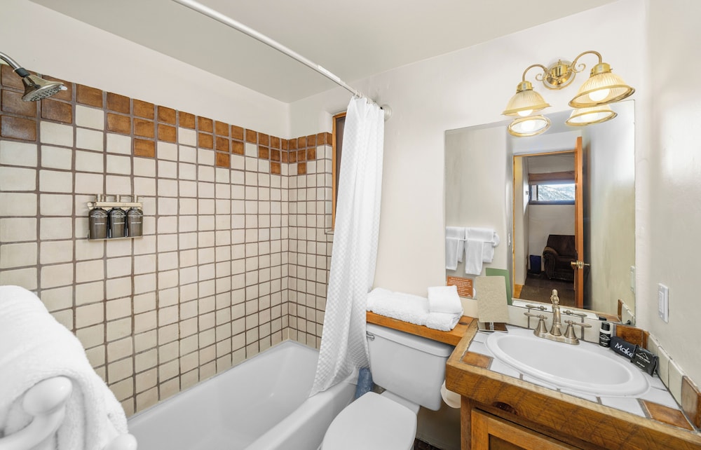 Chipeta Solar Springs Resort 45/51