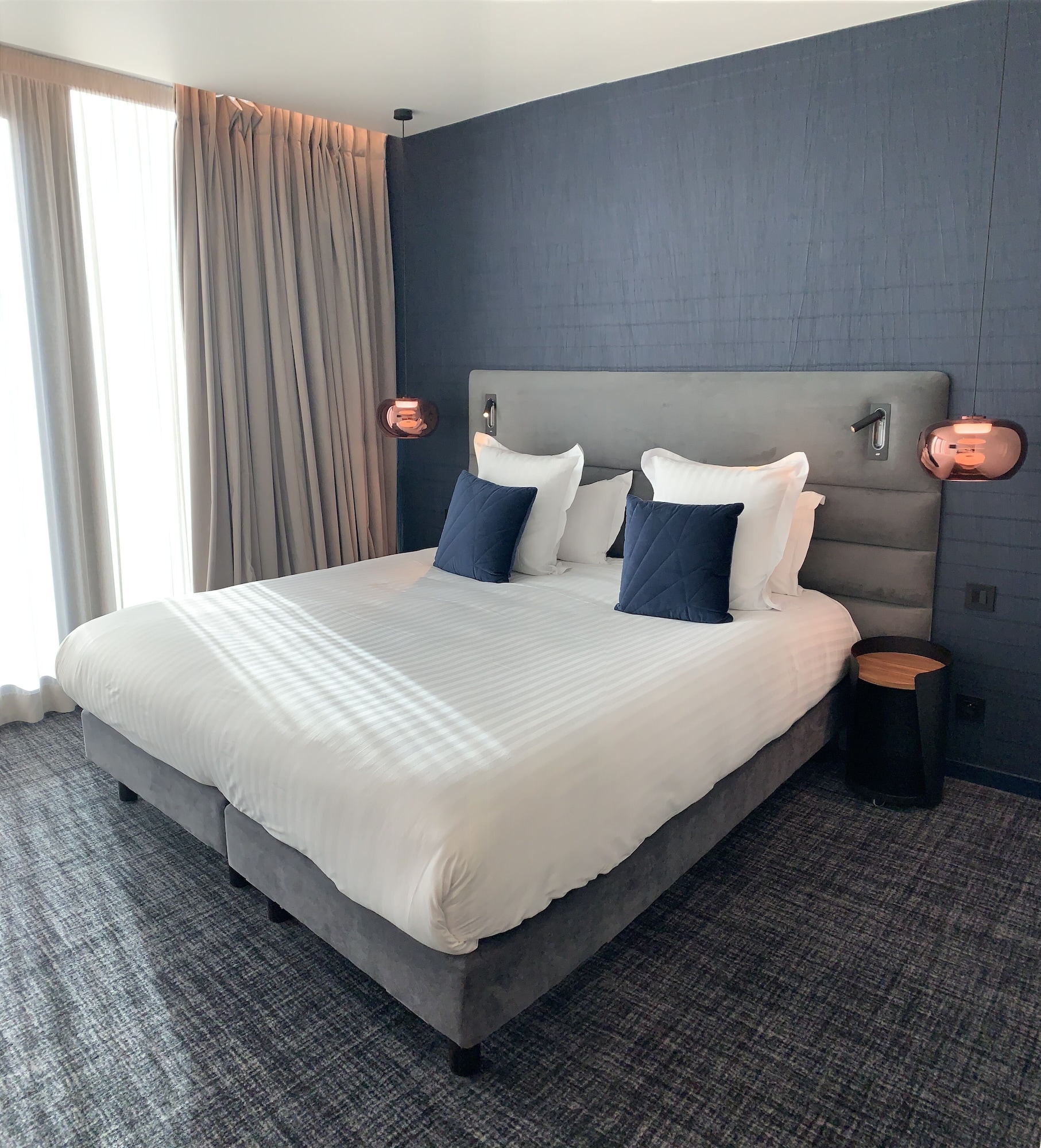 TYPE A, DELUXE, DOUBLE BED