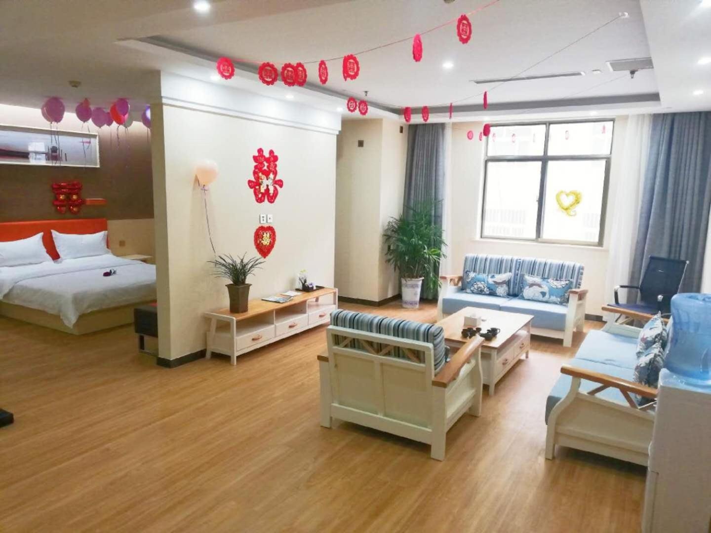 7 Days Premium Qingzhou Wanlong Shopping Mall 27/41