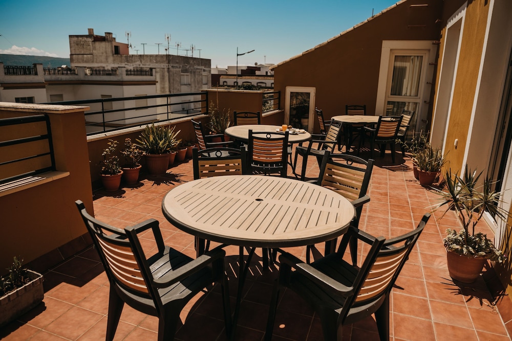 Hotel Nuro 49/67