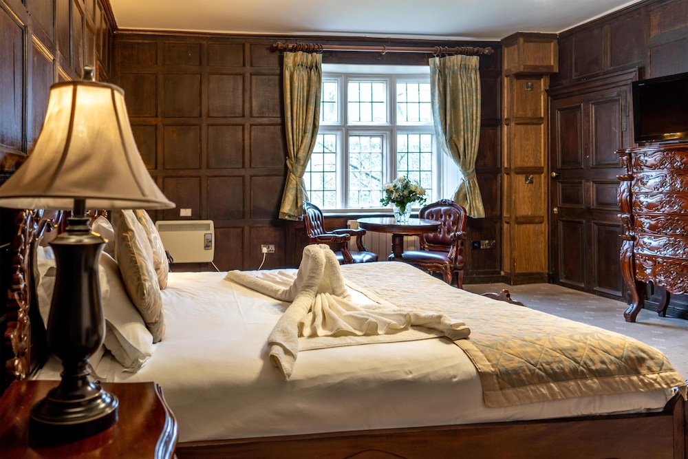 Executive, King Bed