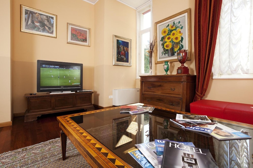 Hotel Villa Pigna 53/83